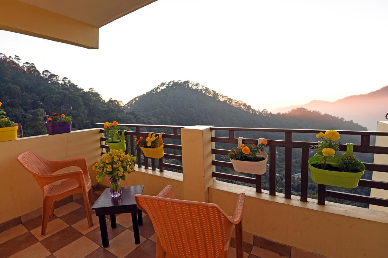 Green Roof Hotel Nainital Esterno foto